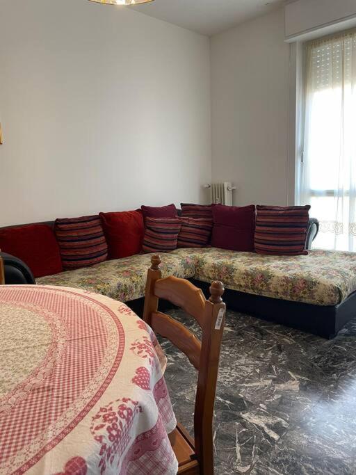 Iris Hosting Appartamenti Per Famiglie Favaro Veneto Exterior foto