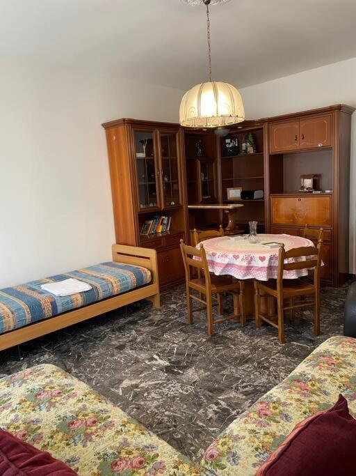 Iris Hosting Appartamenti Per Famiglie Favaro Veneto Exterior foto